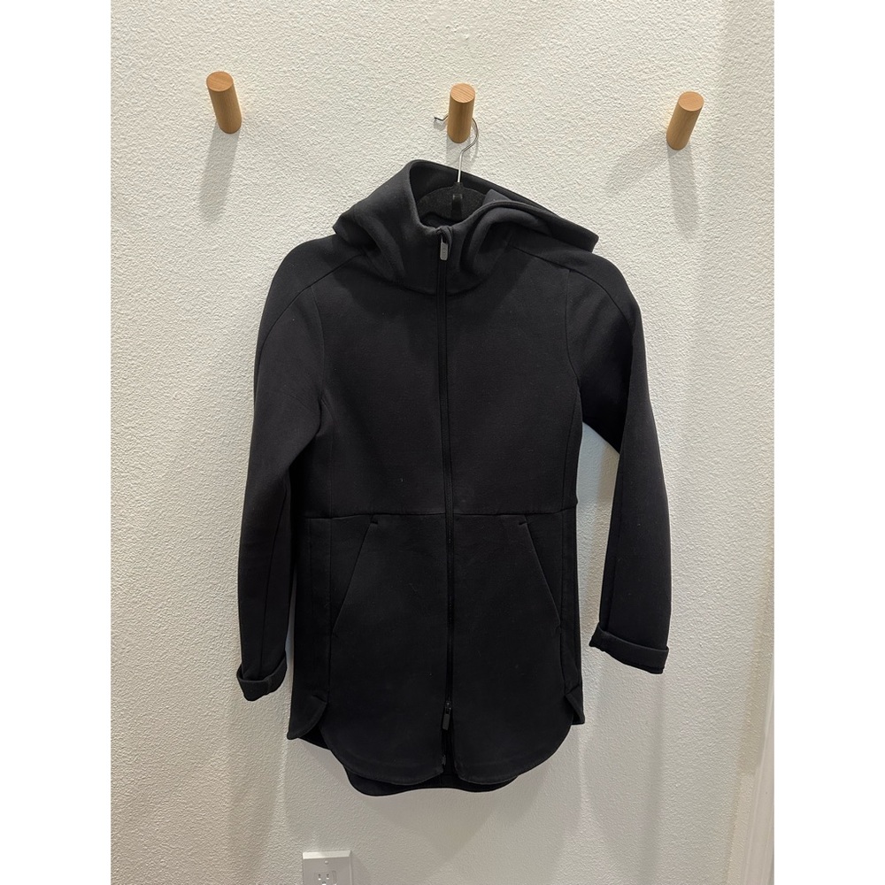 LULULEMON JACKET